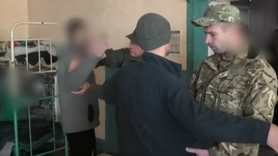 На Черкащині вручили підозри чотирьом чоловікам, які в колонії займались шахрайством