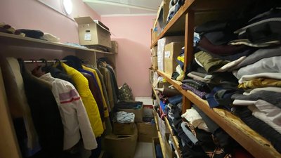 У громаді на Хмельниччині міський Центр прийматиме непотрібні речі та роздаватиме їх бідним