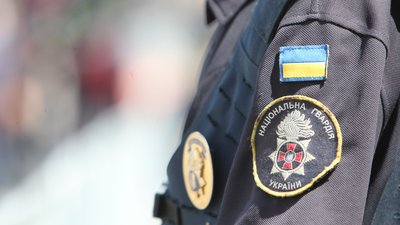 В Одесі курсант Національної гвардії вистрибнув з вікна. Що відомо про його стан