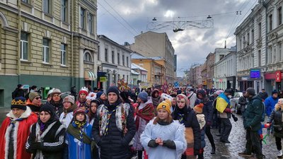 Центром Харкова йде "Вертеп-фест" — фото