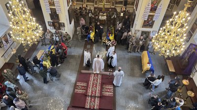 У Полтаві попрощалися із чотирма воїнами, які загинули на фронті