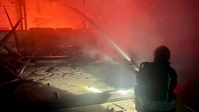 Атака РФ на південь Одещини: вдарили по портовій інфраструктурі Ізмаїла Атака РФ на південь Одещини: вдарили по портовій інфраструктурі Ізмаїла