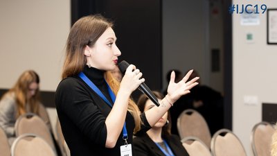 На одинадцятій всеукраїнській конференції журналістів-розслідувачів. Київ, грудень 2019 року. Фото: ІРРП - Інститут розвитку регіональної преси. На одинадцятій всеукраїнській конференції журналістів-розслідувачів. Київ, грудень 2019 року. Фото: ІРРП - Інститут розвитку регіональної преси.