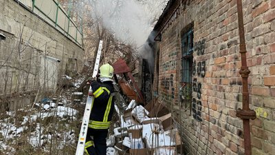 Горіла котельня та житлові будинки: за добу на Волині виникло чотири пожежі Горіла котельня та житлові будинки: за добу на Волині виникло чотири пожежі