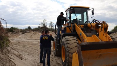На Чернігівщині викрили незаконний видобуток піску у промислових масштабах