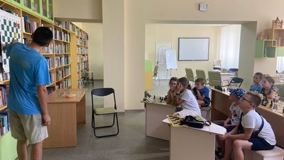 У Полтаві для дітей організували безплатні заняття із шахів