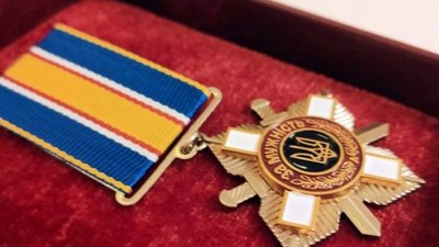 Президент нагородив "За мужність та відвагу" 44 окрему артилерійську бригаду