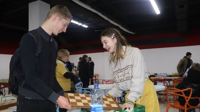 У Сумах пройшов обласний чемпіонат з шахів У Сумах пройшов обласний чемпіонат з шахів