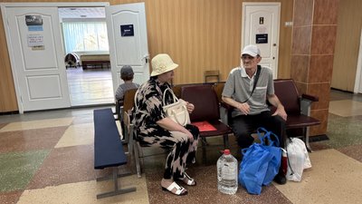 "Щоб бути готовими, як ми були з Лозовою". Для переселенців з Донеччині на Харківщині можуть відкрити ще один пункт евакуації