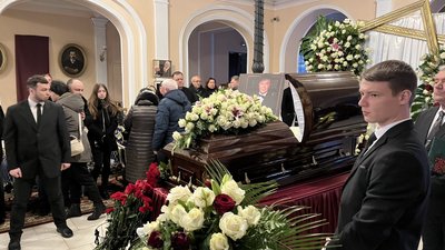 Прощання з Віталієм Білоножком: церемонія відбувається у Національній філармонії в Києві (ФОТО)