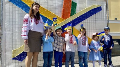 У Житомирі виготовили вишитий логотип "Це моє місто" У Житомирі виготовили вишитий логотип "Це моє місто"
