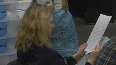 Луцькі волонтери писали Радіодиктант Національної єдності в "Ангарі" Луцькі волонтери писали Радіодиктант Національної єдності в "Ангарі"