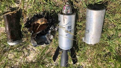Обстежують пляжі. У Миколаєві рятувальники розпочали шукати небезпечні предмети у містах відпочинку Обстежують пляжі. У Миколаєві рятувальники розпочали шукати небезпечні предмети у містах відпочинку