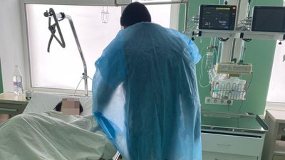 На Житомирщині юнак посварився з дівчиною і у морозну ніч опинився у річці На Житомирщині юнак посварився з дівчиною і у морозну ніч опинився у річці