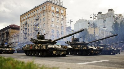 У Києві відбулася фінальна репетиція військового параду. Як це було У Києві відбулася фінальна репетиція військового параду. Як це було