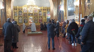 Врятував життя побратимів – у Житомирі попрощалися з десантником Володимиром Северенчуком Врятував життя побратимів – у Житомирі попрощалися з десантником Володимиром Северенчуком
