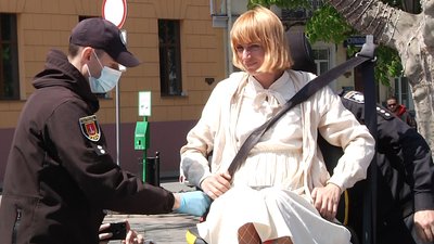 "Пристібайся – не жахайся": у центрі Одеси з'явився симулятор ДТП