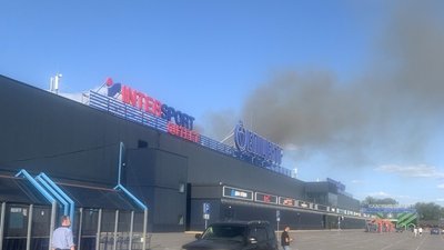 Поблизу Дніпра сталася пожежа у будівельному гіпермаркеті Поблизу Дніпра сталася пожежа у будівельному гіпермаркеті