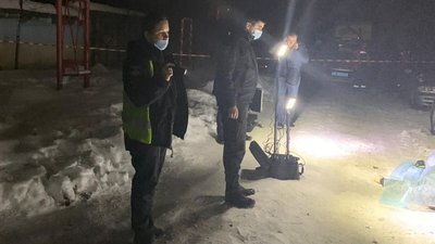 На Львівщині біля багатоповерхівки стався вибух: двоє людей загинули На Львівщині біля багатоповерхівки стався вибух: двоє людей загинули