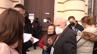 В Одесі журналістів не пускали на вибори ректора медичного університету В Одесі журналістів не пускали на вибори ректора медичного університету