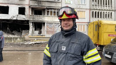 На Північній Салтівці у Харкові до ремонту готують будинок, в якому ніхто не живе На Північній Салтівці у Харкові до ремонту готують будинок, в якому ніхто не живе