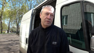 Волонтери Житомирщини передали гуманітарну допомогу переселенцям у Баранівську громаду Волонтери Житомирщини передали гуманітарну допомогу переселенцям у Баранівську громаду