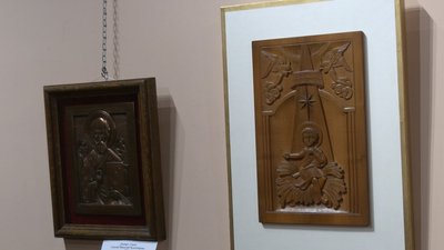 В Івано-Франківську відкрили різдвяну виставку тематичних робіт митців з усієї області В Івано-Франківську відкрили різдвяну виставку тематичних робіт митців з усієї області