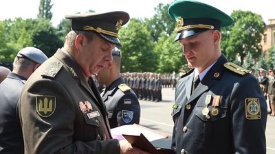 З Військової академії Одеси випустилися понад 300 лейтенантів З Військової академії Одеси випустилися понад 300 лейтенантів