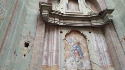 На Львівщині хочуть врятувати костел, який називають українським "Нотр-дам Де парі" На Львівщині хочуть врятувати костел, який називають українським "Нотр-дам Де парі"