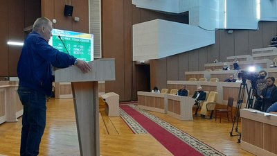 Депутати в Сумах вирішили виділити землю для будівництва сміттєпереробного заводу Депутати в Сумах вирішили виділити землю для будівництва сміттєпереробного заводу