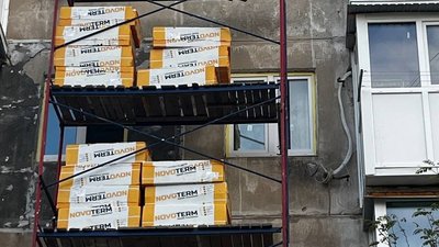 Утеплення будинку після ракетної атаки
