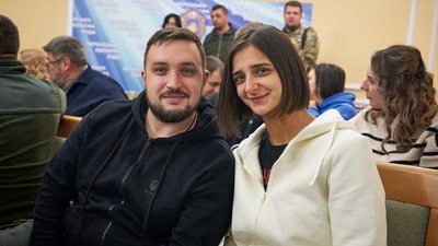 волонтерів нагородили в Черкасах волонтерів нагородили в Черкасах