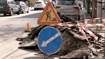Для зручності маломобільних мешканців: у Вінниці розпочали ремонтні роботи тротуарів Для зручності маломобільних мешканців: у Вінниці розпочали ремонтні роботи тротуарів