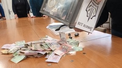 У Тернополі провели акцію на підтримку ЗСУ У Тернополі провели акцію на підтримку ЗСУ