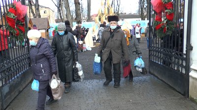 В Івано-Франківську організували різдвяний обід для нужденних