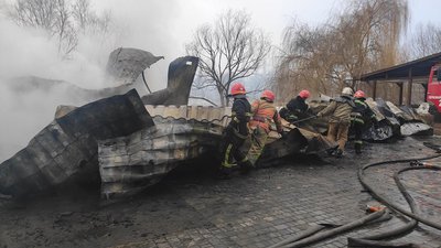На Миколаївщині горіла дерев'яна споруда на площі 500 квадратних метрів