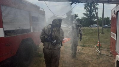 Як діяти під час хімічної загрози: на Вінниччині провели навчання для рятувальників та медиків Як діяти під час хімічної загрози: на Вінниччині провели навчання для рятувальників та медиків