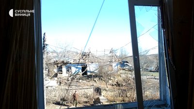 Зруйновані фасади, покрівлі й вибиті вікна: наслідки руйнувань у громаді на Вінниччині Зруйновані фасади, покрівлі й вибиті вікна: наслідки руйнувань у громаді на Вінниччині