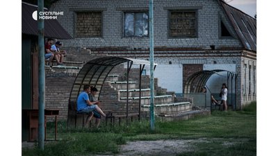 "Нормальні будиночки нам поляки зробили, але у своїй хаті краще". Як живуть у модульному містечку в Бородянці