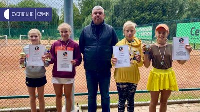 Юна сумська тенісистка здобула дві медалі на турнірі в Тернополі Юна сумська тенісистка здобула дві медалі на турнірі в Тернополі
