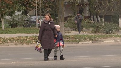 У Херсоні патрульні нагадали пішоходам, що треба бути відповідальними У Херсоні патрульні нагадали пішоходам, що треба бути відповідальними