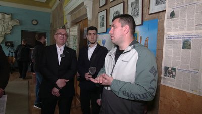 Виселення обласної спілки журналістів з Народного дому у Рівному: як це відбувалося Виселення обласної спілки журналістів з Народного дому у Рівному: як це відбувалося