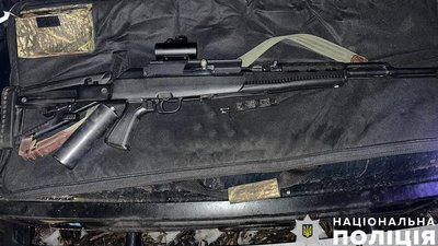 На Полтавщині двоє чоловіків вбили дикого кабана На Полтавщині двоє чоловіків вбили дикого кабана