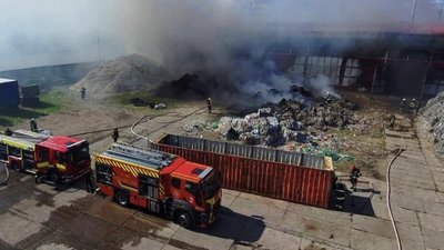 Пожежа на одному з підприємств Черкас, 29 липня 2023 року Пожежа на одному з підприємств Черкас, 29 липня 2023 року