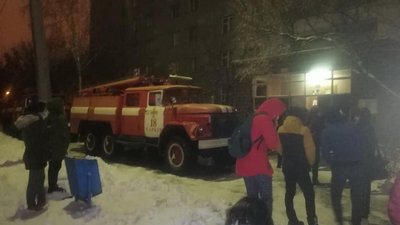 У Харкові через пожежу зі студентського гуртожитку евакуювали 45 людей