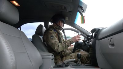"Ми це дуже цінуємо": адміністратори харківських телеграм-каналів передали машини для військових "Ми це дуже цінуємо": адміністратори харківських телеграм-каналів передали машини для військових
