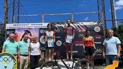 Спортсменка з Кам'янського на Дніпропетровщині стала першою на чемпіонаті України з велоспорту
