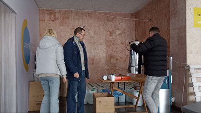 Житомиряни розповіли про перебування у Пунктах незламності Житомиряни розповіли про перебування у Пунктах незламності