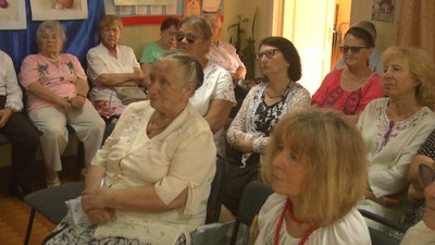 У Хмельницькому відкрили виставку, яка заохочує пенсіонерів до розвитку та навчання У Хмельницькому відкрили виставку, яка заохочує пенсіонерів до розвитку та навчання