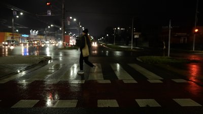 Як у Черкасах пішоходам та водіям зберегти життя на дорозі у сутінках